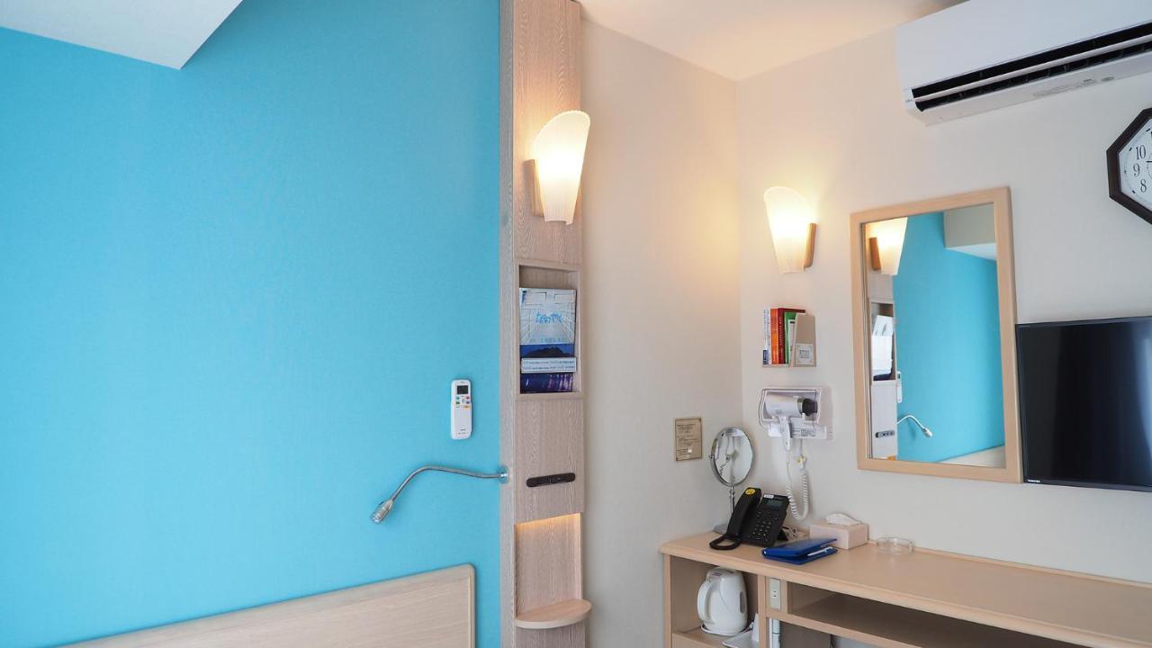 Toyoko Inn Yokohama Shiei-Chikatetsu Center Minami-Eki Εξωτερικό φωτογραφία