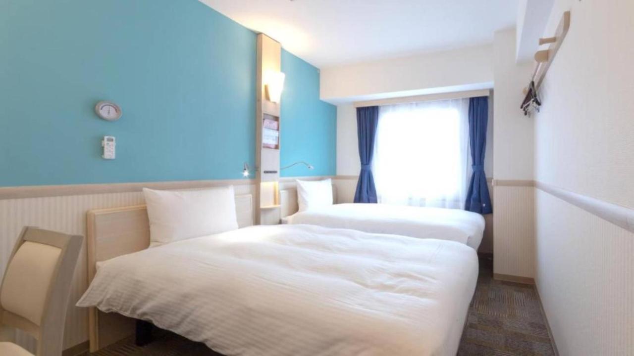 Toyoko Inn Yokohama Shiei-Chikatetsu Center Minami-Eki Εξωτερικό φωτογραφία